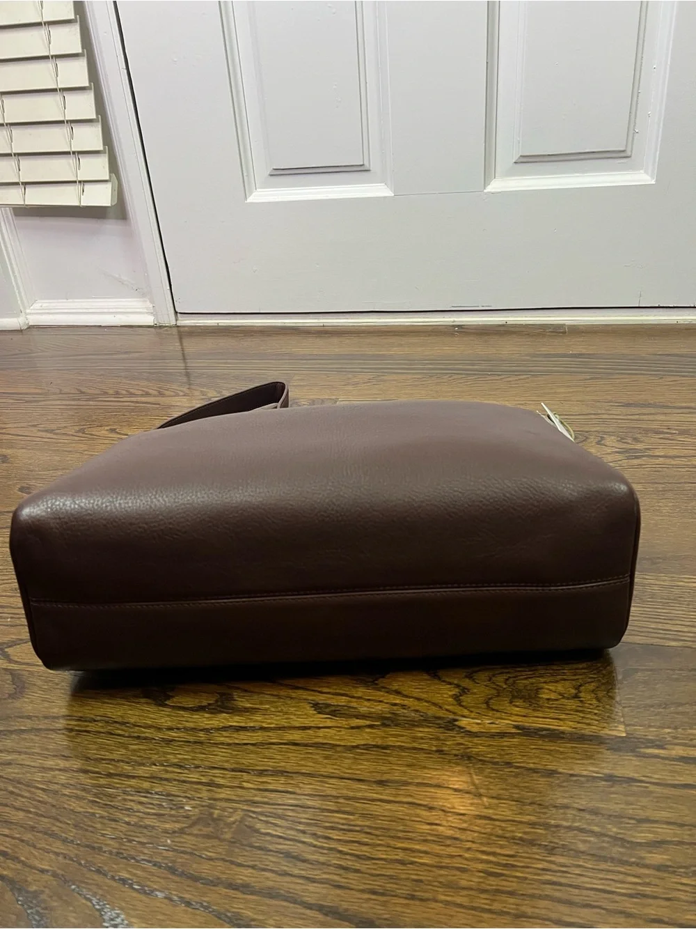 The Horse Lottie Brown Leather Shoulder Bag - Picture 8 of 16